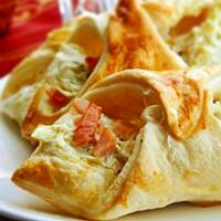 Francuskie paszteciki z porem i szynką