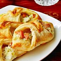 Francuskie paszteciki z porem i szynką