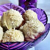 Mini pączki kokosowe a'la rafaello