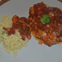 Dorsz w sosie pomidorowym z kaszą kuskus