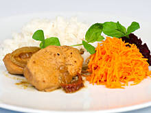 Fot. Wkn, Fileciki drobiowe w sosie cebulowo-grzybowym