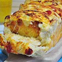 Pikantny chlebek odrywany