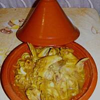 Tajine (tagine, tażin) - skrzydełka w cebuli