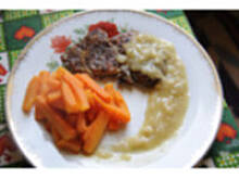 Fot. paolineczka, grillowany karczek z sosem cebulowym