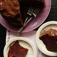 Czekoladowo malinowe ciasto zebra