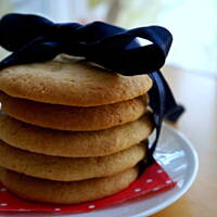 Belgijskie ciasteczka z białą czekoladą (ok 25 szt, o średnicy ok 8-10 cm)