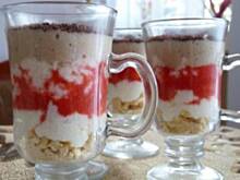 Fot. Anna Z, Deser truskawkowo-bananowy z kaszą manną