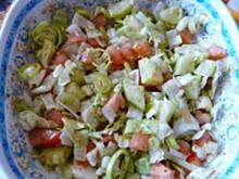 Fot. Anna Z, Surówka z sałaty lodowej z porem