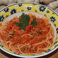 Spagetti Mojego Bubusia (z topionym serkiem)