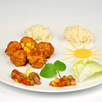 Kwiatowe spaghetti pomidorowe dla dzieci