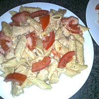 penne z pomidorowym pesto i z piersią z kurczaka wg Anes