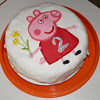 Przykładowe dekorowanie - tort urodzinowy dla dziecka