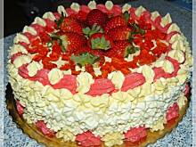 Fot. angel@, Torcik truskawkowy