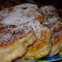 Drożdżowe racuchy z jabłkami