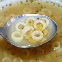 Zupa grochowa z makaronem