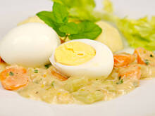 Fot. Wkn, Jajka w wielkanocnym sosie warzywnym