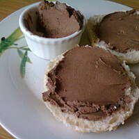 Serek o smaku czekoladowym - proste śniadanie