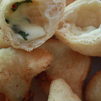 Pierożki z mozzarellą i bazylią