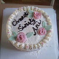 Tort budyniowo – śmietanowy