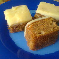 Ciasto marchewkowe z polewą topiony serek