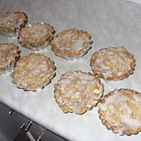 Kruche babeczki z bezą "a la mini pleśniaczki"