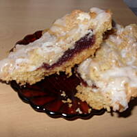 Kruche babeczki z bezą "a la mini pleśniaczki"