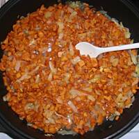 SoS śMiEtAnOwY z KuReK (Schwammerlsauce)