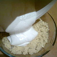 Sernik bez sera :) Pyszny śmietanowy z brzoskwiniami