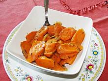 Fot. bing_translator, Young carrots with thyme