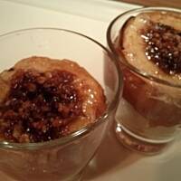 Pieczone jabłka z miodem, orzechami i rodzynkami