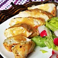 Pierś z kurczaka w sosie czosnkowym