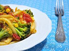 Fot. MIENTA, Makaron z warzywami