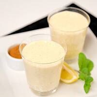 Koktajl z mango ze śniadaniową wkładką zdrowia