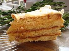 Fot. rulon, Kruchy tort Krakowski.