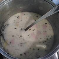 pyszna zupa cebulowa