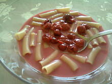 Fot. carolotta, zupa owocowa - wiśniowa z makaronem