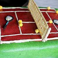 Tortowy kort dla Adriana