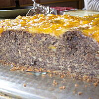 Ciasto z makiem i brzoskwiniami