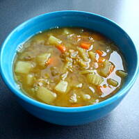 Zupa z soczewicą i selerem naciowym