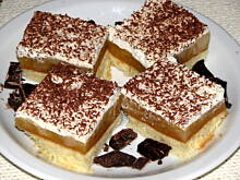 Fot. lexi27, Szarlotka z bitą śmietaną i czekoladą