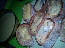 Fot. Merlin168, Krem ziemniaczano- porowy z korzennymi grzankami