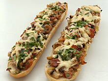 Fot. Barb82, Zapiekanki z boczkiem i pieczarkami