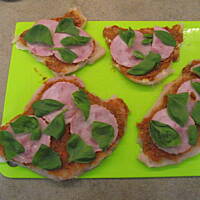 Roladki z suszonymi pomidorami