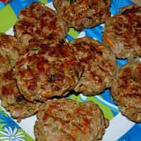 Grillowane kotlety mielone z warzywami