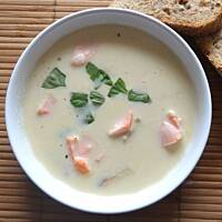 Zupa krem z białych szparagów