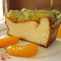 Dietetyczne cytrynowe ciasto jogurtowe z owocami i galaretką