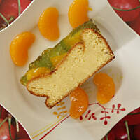 Dietetyczne cytrynowe ciasto jogurtowe z owocami i galaretką