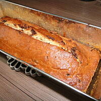 Babka z kawałkami czekolady