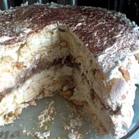 Tort bezowy, kawowo-migdałowo-kokosowy