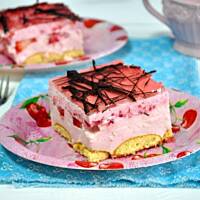 Pianka malinowo-truskawkowa